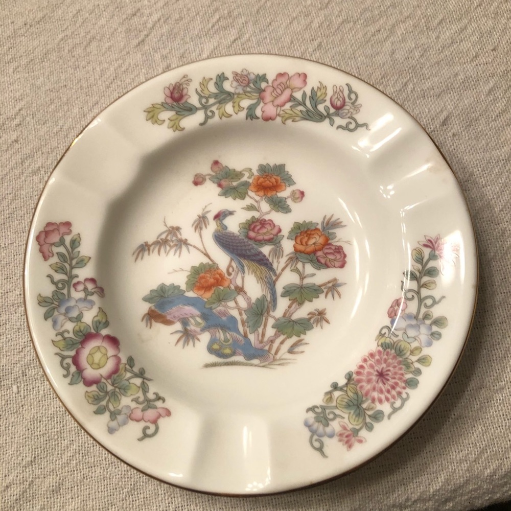 Wedgwood Kutain Crane ashtray/pin tray